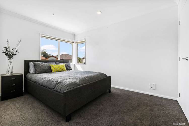 6 Mandival Avenue Flat Bush_7