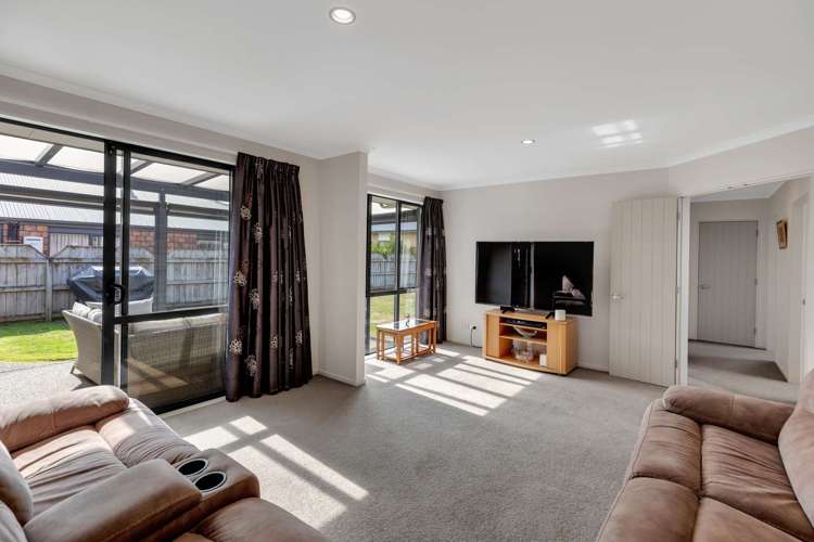 4 Barry Curtis Place Levin_13