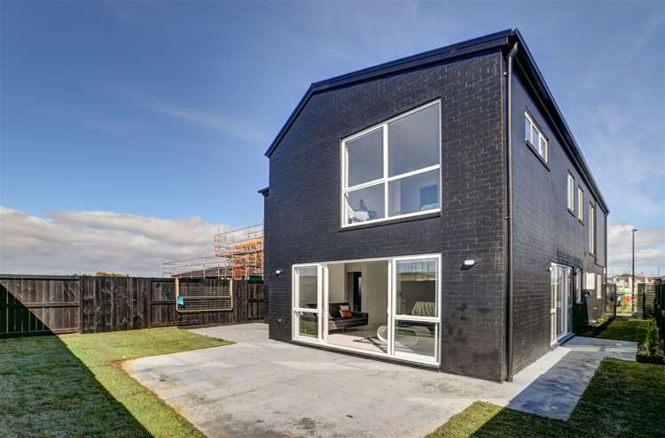 4 Squire Avenue Chartwell_17