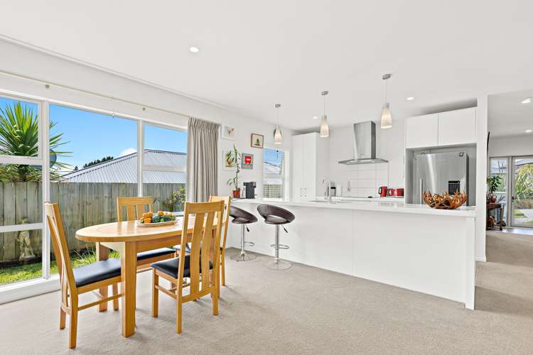 32 Fairwater Road Warkworth_9