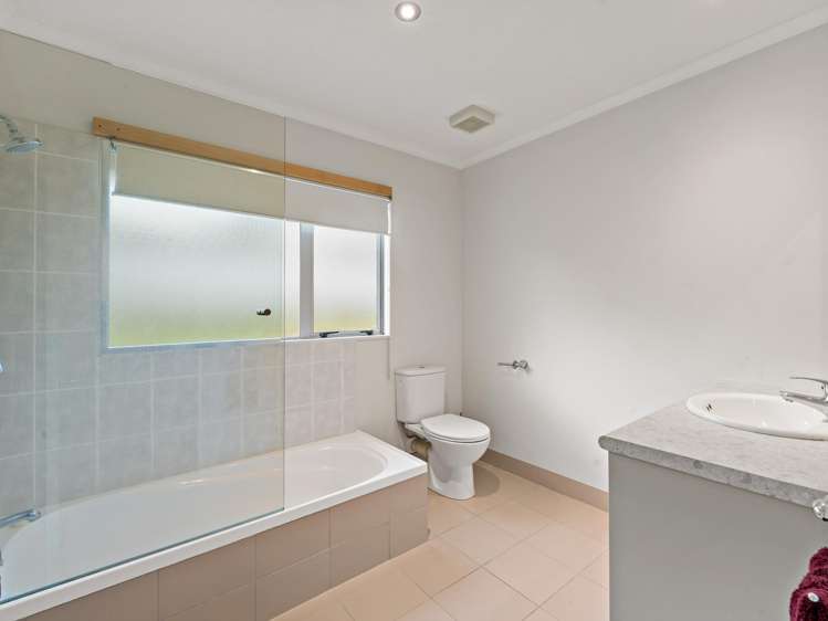 16 Coral Court Gulf Harbour_13