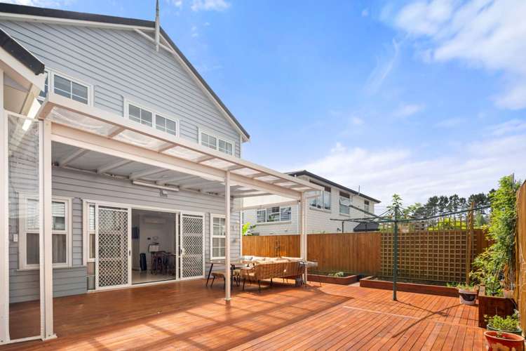 2 Piringa Street Flat Bush_18