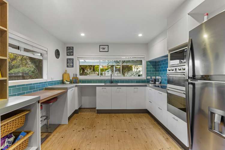 1/10 Cresta Avenue Beach Haven_6