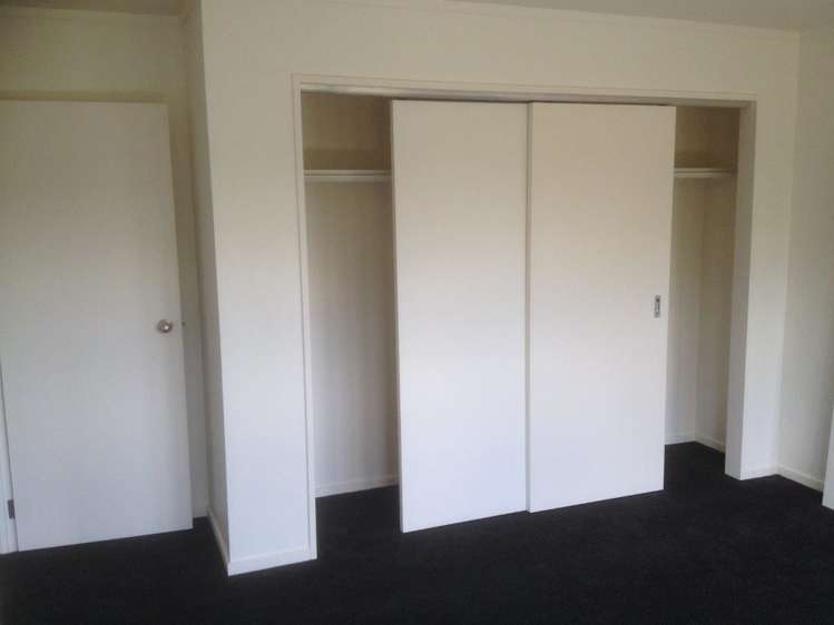 2/3 Erewhon Place Birkdale_13