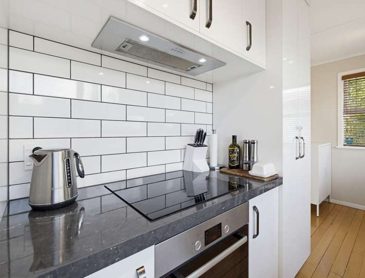 4 Perth Place Awapuni_8