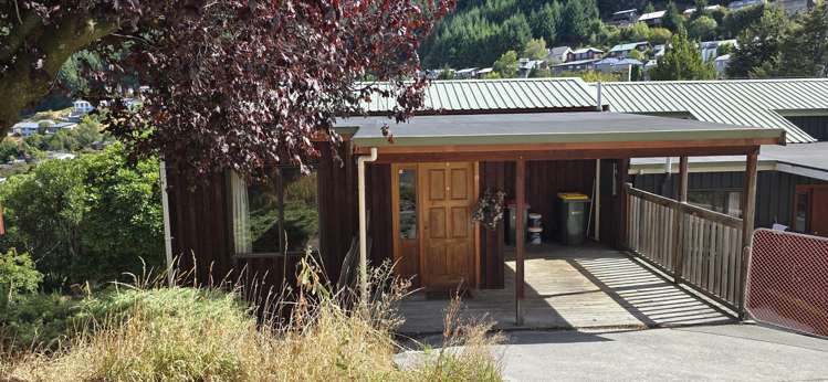 217b Fernhill Road Fernhill/Sunshine Bay_0