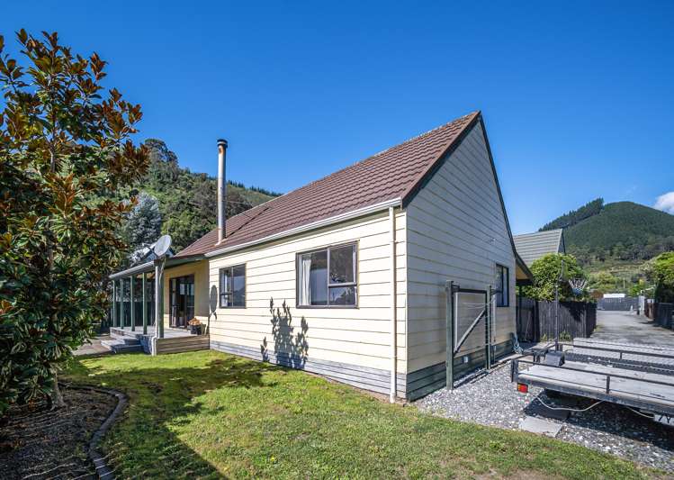 5 Hillside Lane The Brook_16