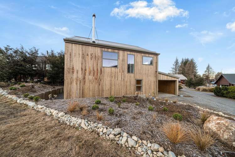 46 Trelissick Loop Castle Hill_35