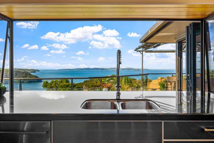 5 Kotare Place Sandspit_15