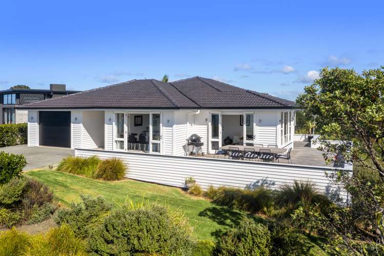 39 Tiri Road Oneroa_11