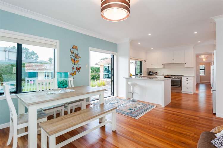 11 Lake Pupuke Drive Takapuna_14