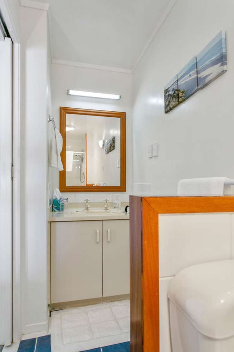 7 Marlowe Drive Leamington_11