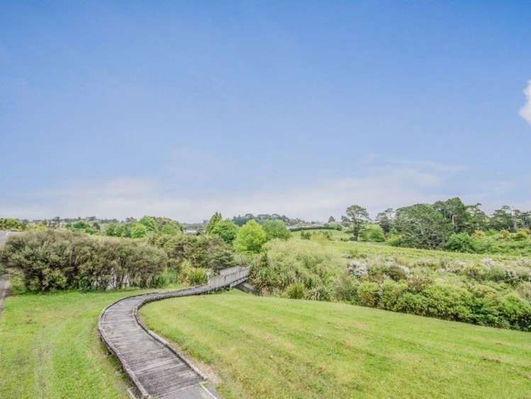 62 Brookwood Drive Henderson_15