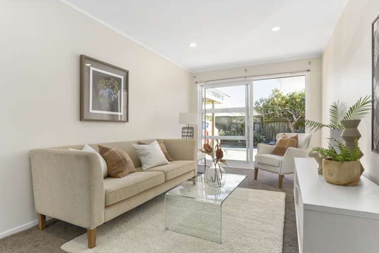 1/79 Hattaway Avenue Bucklands Beach_18