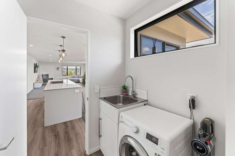 50 Katania Heights Brightwater_13