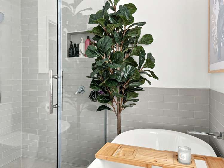 28 Albatross Road Red Beach_10