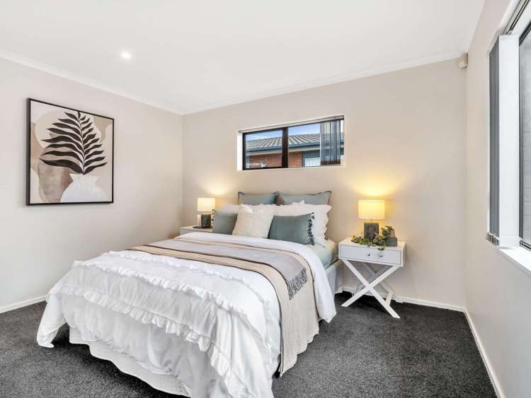 1 Loader Place Tawhero_18