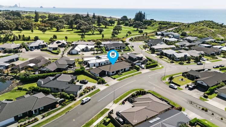 65 Links Drive Waiwhakaiho_22