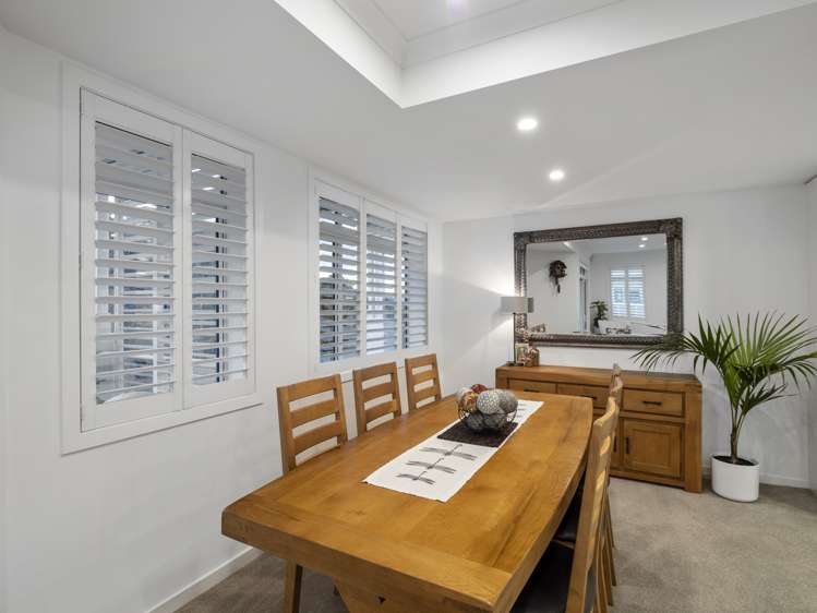 20 Eaves Bush Parade Orewa_10