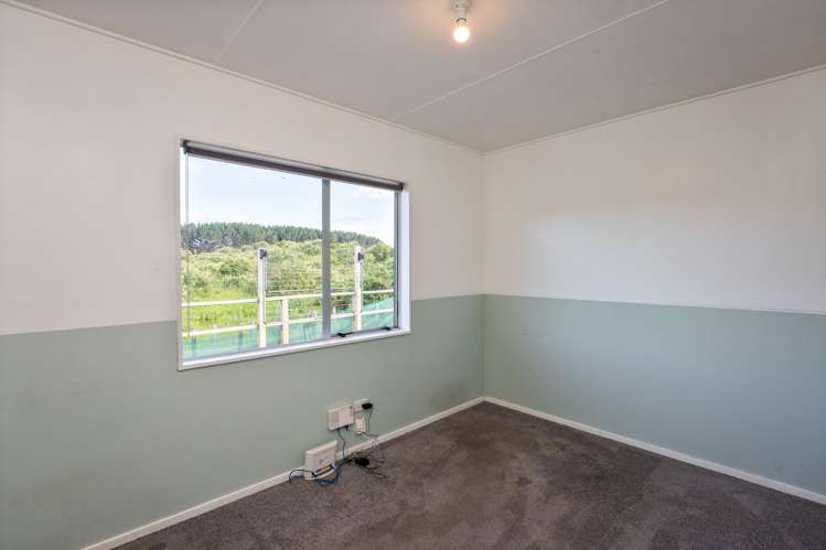 13 Simcox Street Otaki Beach_10