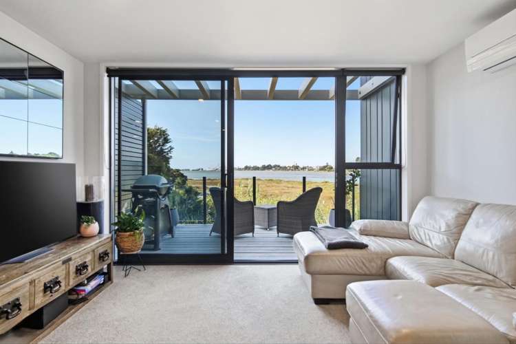 9/29 Montgomery Road 1080_5