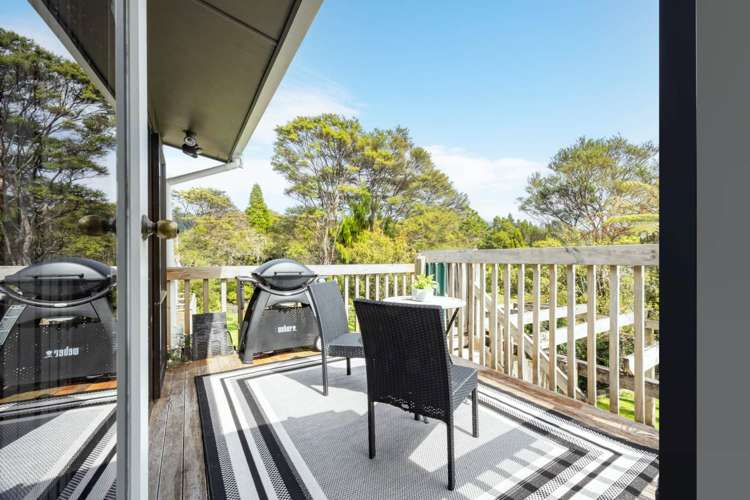 97 Daffodil Street Titirangi_11