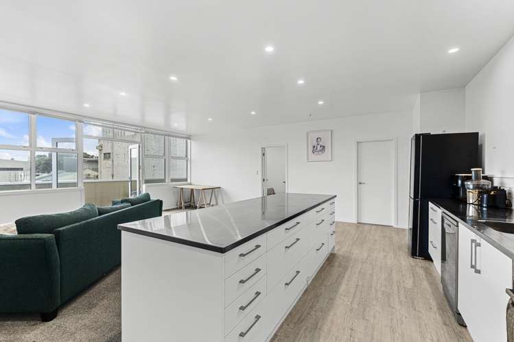 25 Devon Street East New Plymouth Central_5