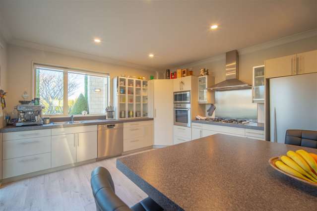 6 Benmore Gard Harewood_4