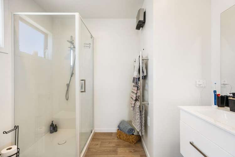 6/80 Barry Avenue Cromwell_13