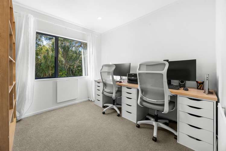 21 Carillon Place Massey_23