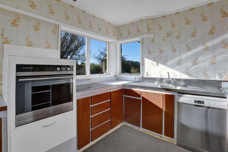 53 Warwick Road Stratford_17