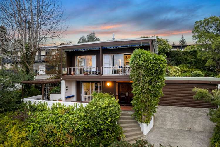 18 Surville Place Mairangi Bay_37