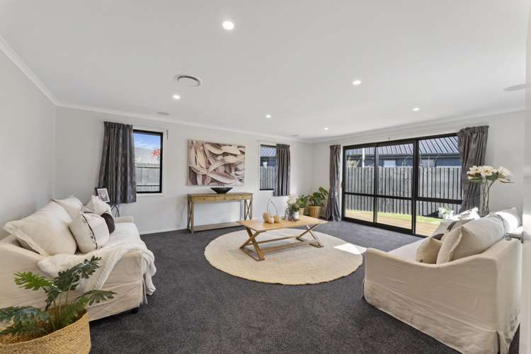 4 Kohunga Crescent Bottle Lake_10