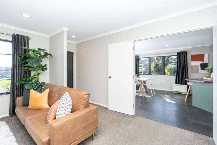 8 Pointon Glade Grandview Heights_7