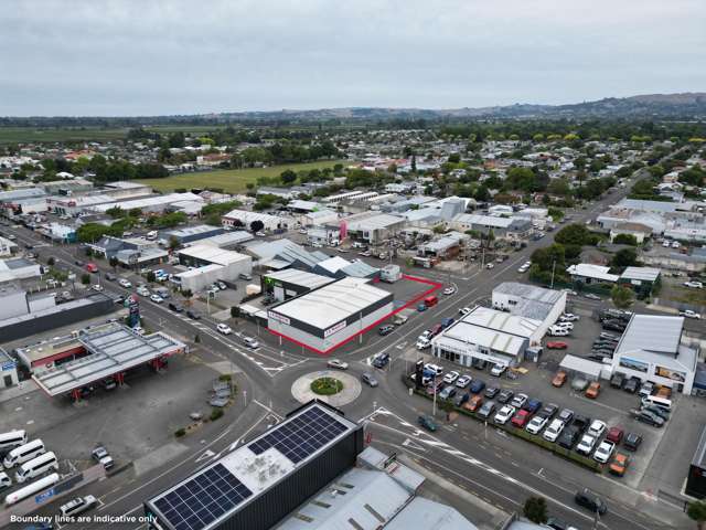 Corner site profile on Karamu Road