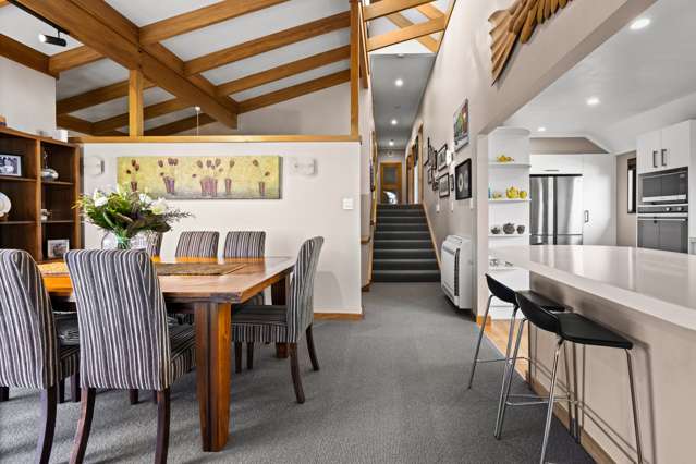 12a Cobden Crescent Bluff Hill_1