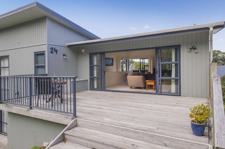 24 Grierson Close Hahei_15