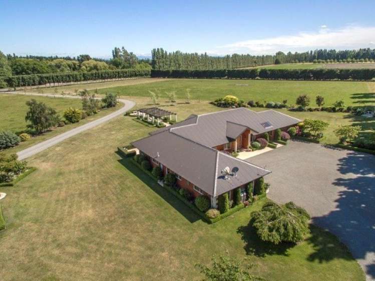 149 The Lake Road Leeston_18