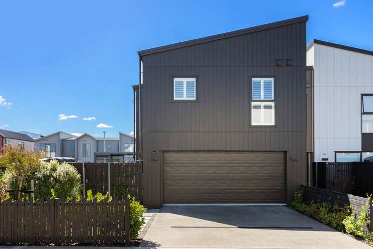 13 Ringa Matau Road_2