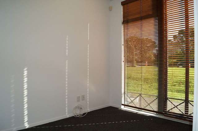 16B/88 Cook Street City Centre_4