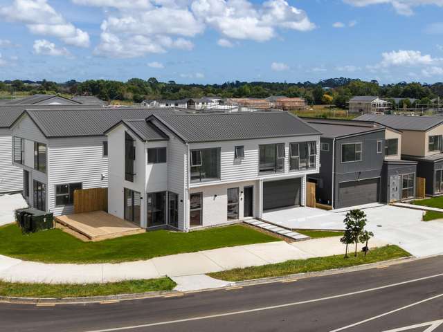 Rare Design! Countryside Views & Minutes to ACG