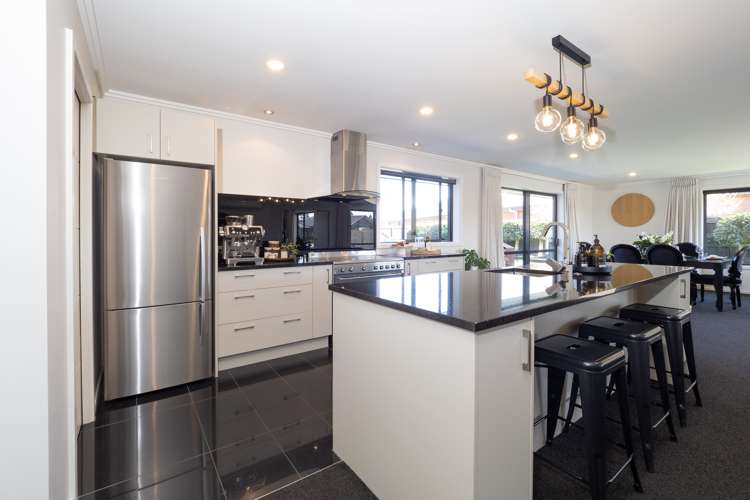 14 Magnolia Drive Netherby_5