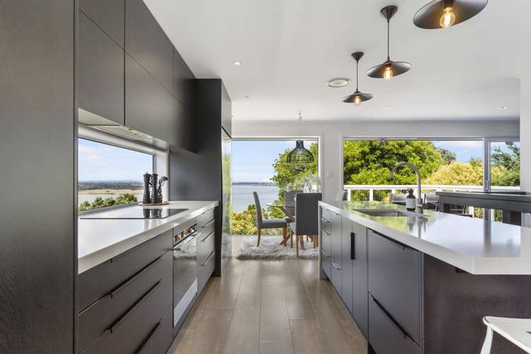 34 Aldersgate Road Hillsborough_4