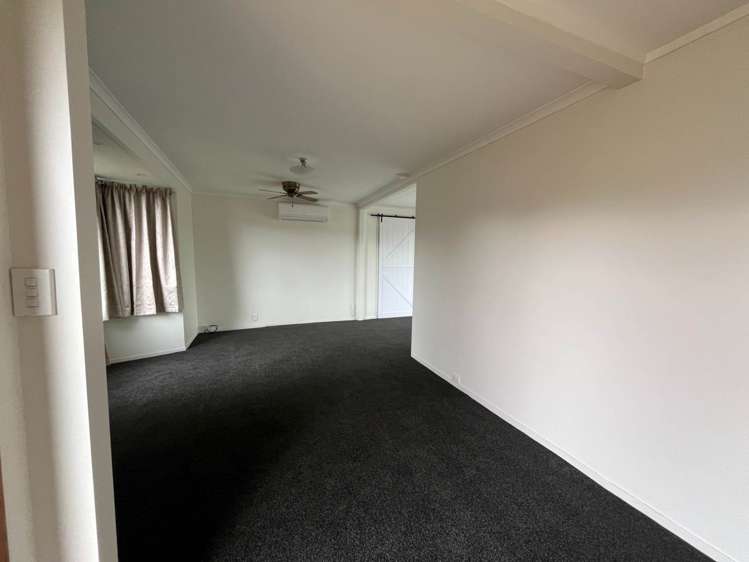 47 Hetherington Road Ranui_6