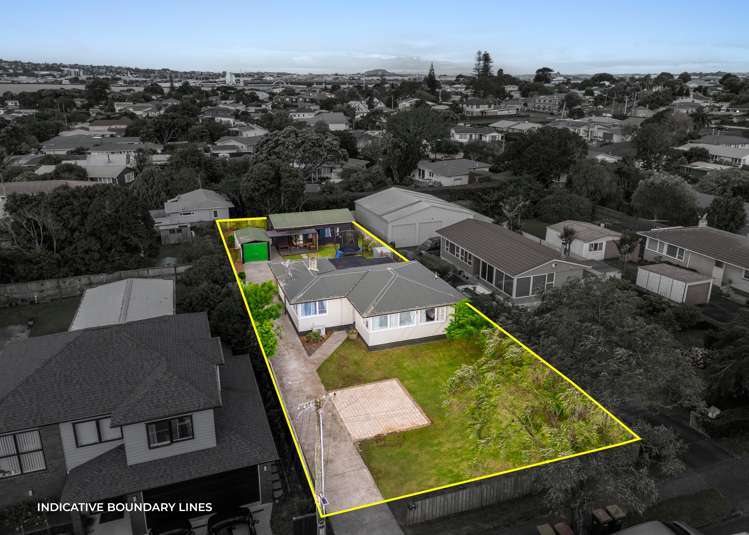 17 Muir Avenue Mangere Bridge_26