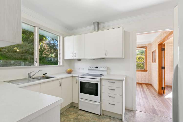 7 Lyndhurst Road Tawa_2