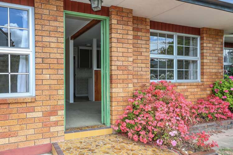 3/24 Middle Road Havelock North_15