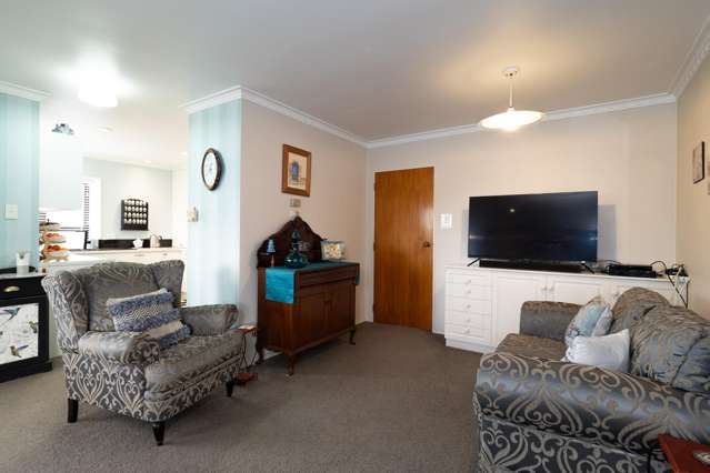 16 Falcon Drive Allenton_4