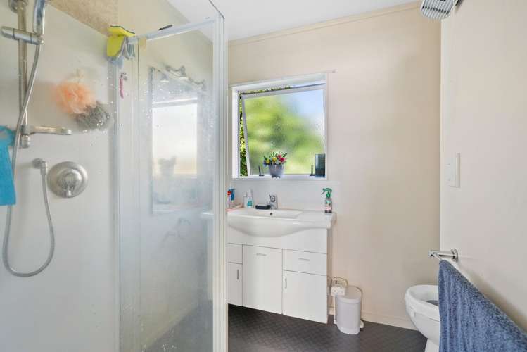 3 Whimp Avenue Onerahi_11