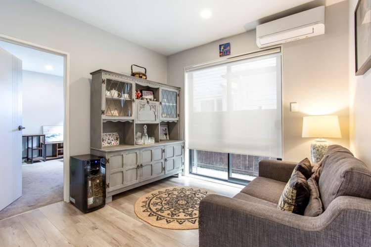 18 Hangar Lane Whenuapai_14